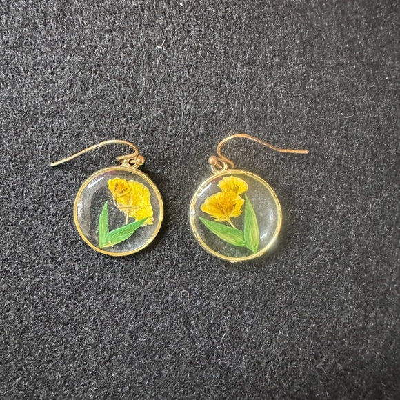 Jewelry - Gold Yellow Floral Dangle Earrings